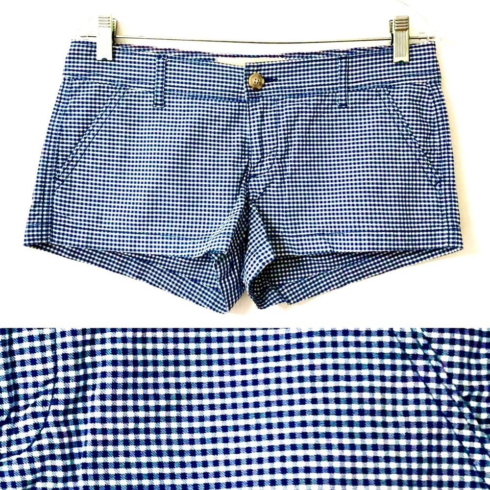 Hollister Navy and White Gingham Shorts, size 26
